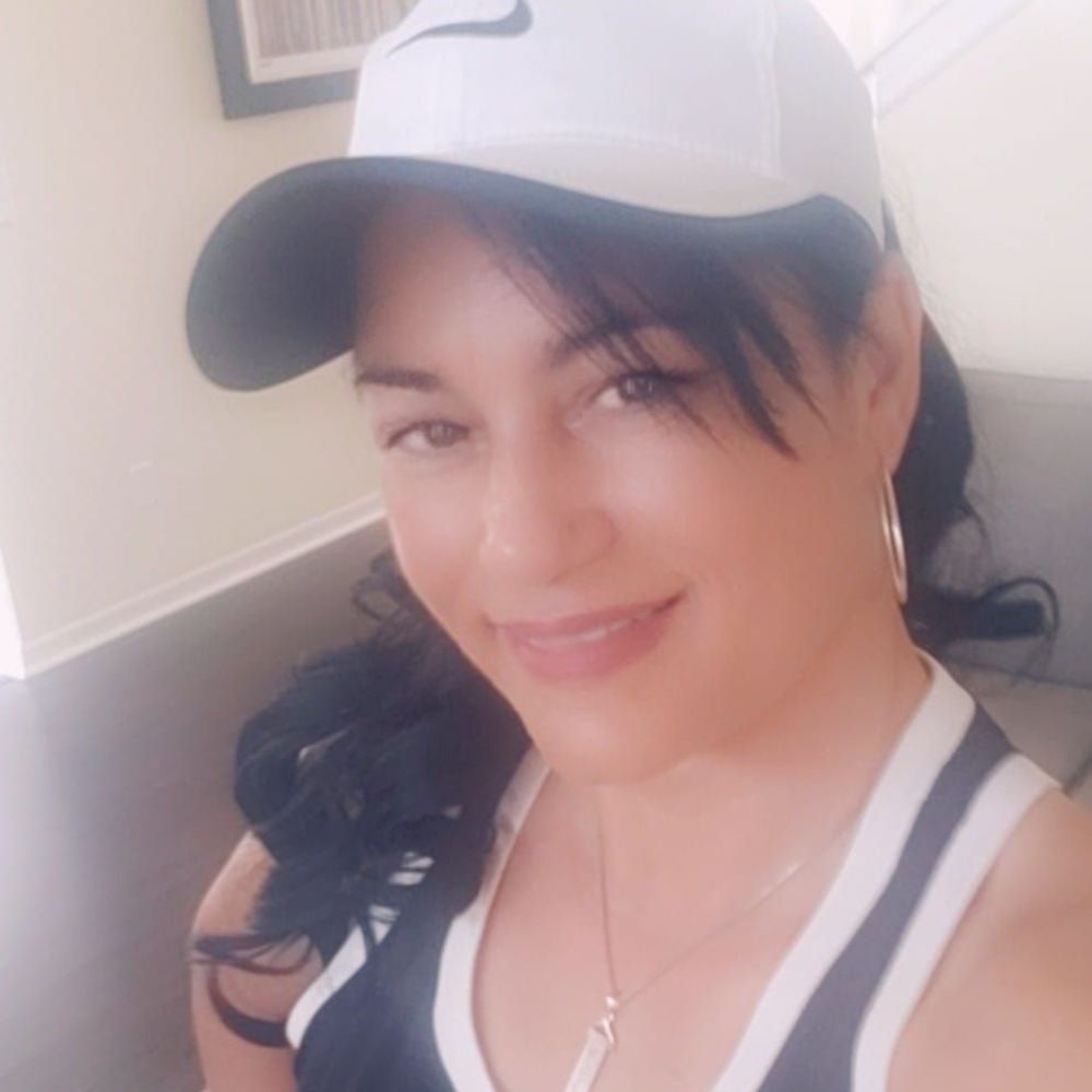 Meet your Posher, Mariaelena